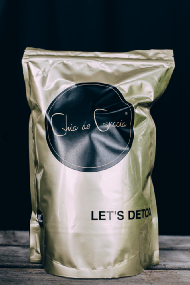 Let´s Detox 800 g -puhdistava yrttisekoitua hevoselle Chia de Gracia FI (2122797219889)